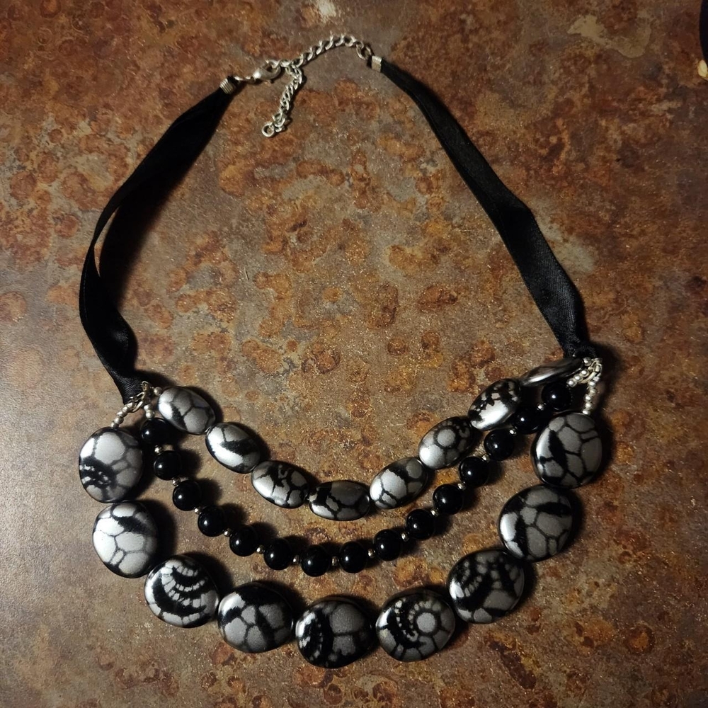 Beaded and ribbon necklace